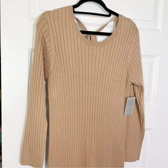 New Wayf x BFF Dede & Emily Hollie Long Sleeve Sweater Dress in Camel Size Small - Picture 4 of 11